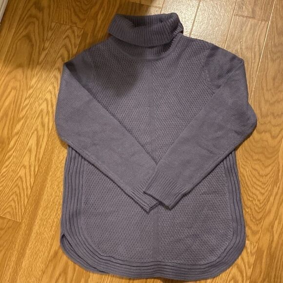 Cleo Petites Women's Purple Long Sleeved Knit  Look Sweater (Size Medium) - Picture 9 of 9